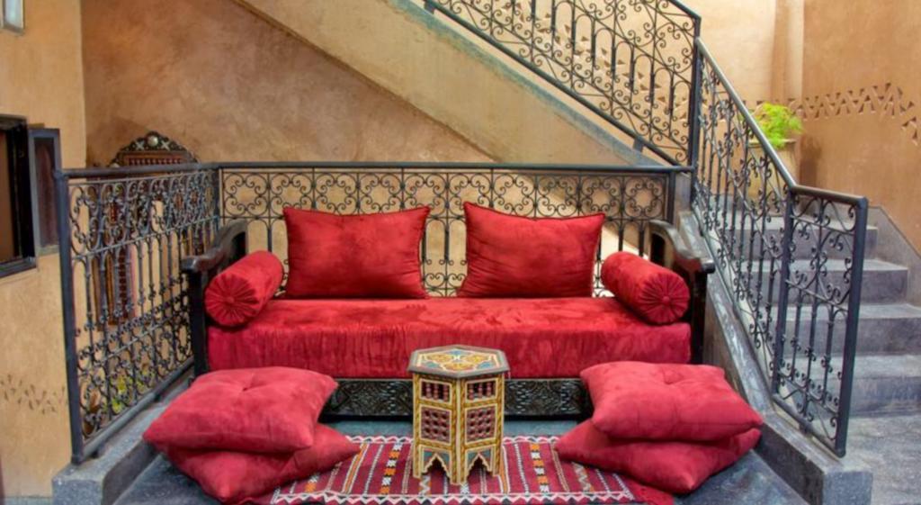 אוארצאצטה Hotel Azoul מראה חיצוני תמונה
